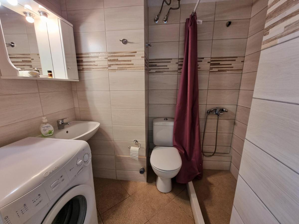 Tripoli Central Accommodation ภายนอก รูปภาพ