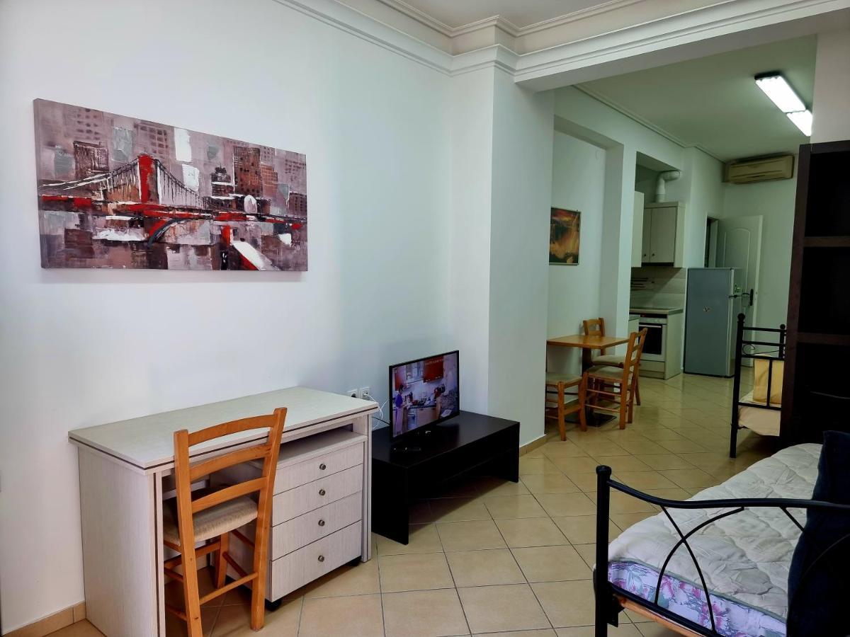Tripoli Central Accommodation ภายนอก รูปภาพ